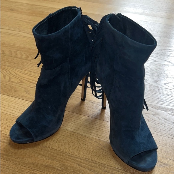 Vince Camuto Navy Suede Fringe Peep Toe High Heel Booties – Size 8.5M - Picture 1 of 12